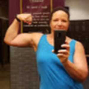 Meet your Posher, Monica